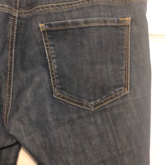 Jeans - Picture 3 of 3